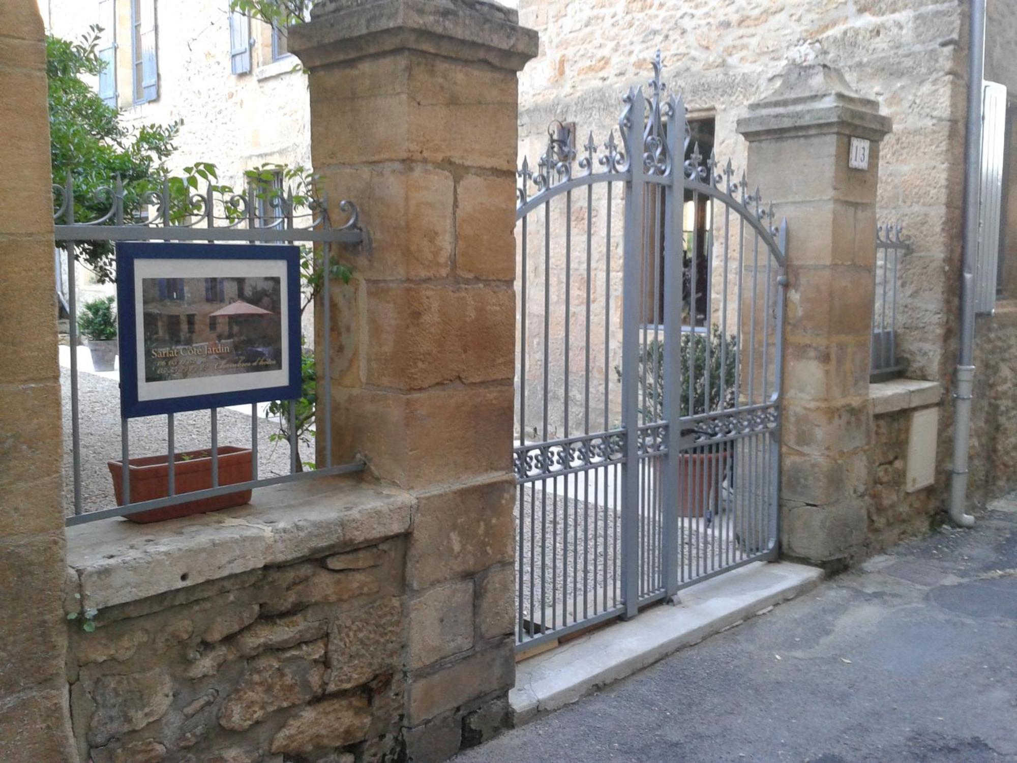 Hotel Sarlat Cote Jardin Exterior foto